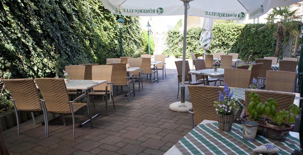 Hotel Restaurant Osterbauer ノインキルヒェン エクステリア 写真